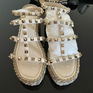 Valentino Rockstud platform sandals size 38 beige